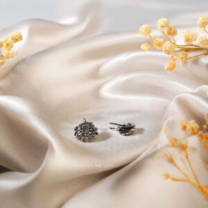 Blossom Nose Pin NP-04D9, Women Nose Pins