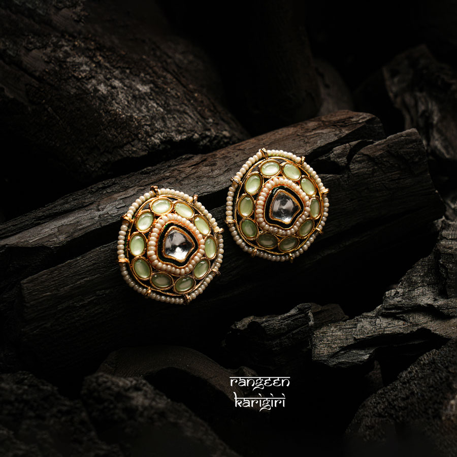Oval Kundan Stud Earrings KE-04LG Oval Kundan Stud Earrings KE-04LG, Women Kundan Earrings