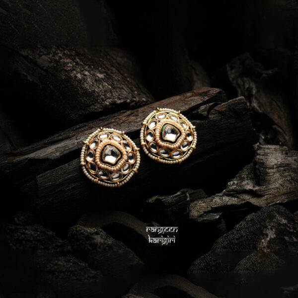 Oval Kundan Stud Earrings KE-04W, Women Kundan Earrings