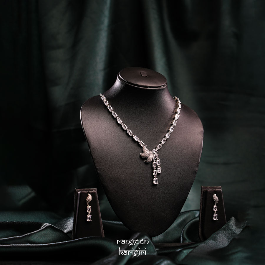 Trishya Bloom American Diamond Necklace Set NAD-04W Trishya Bloom American Diamond Necklace Set NAD-04W, Women American Diamond Necklace Set