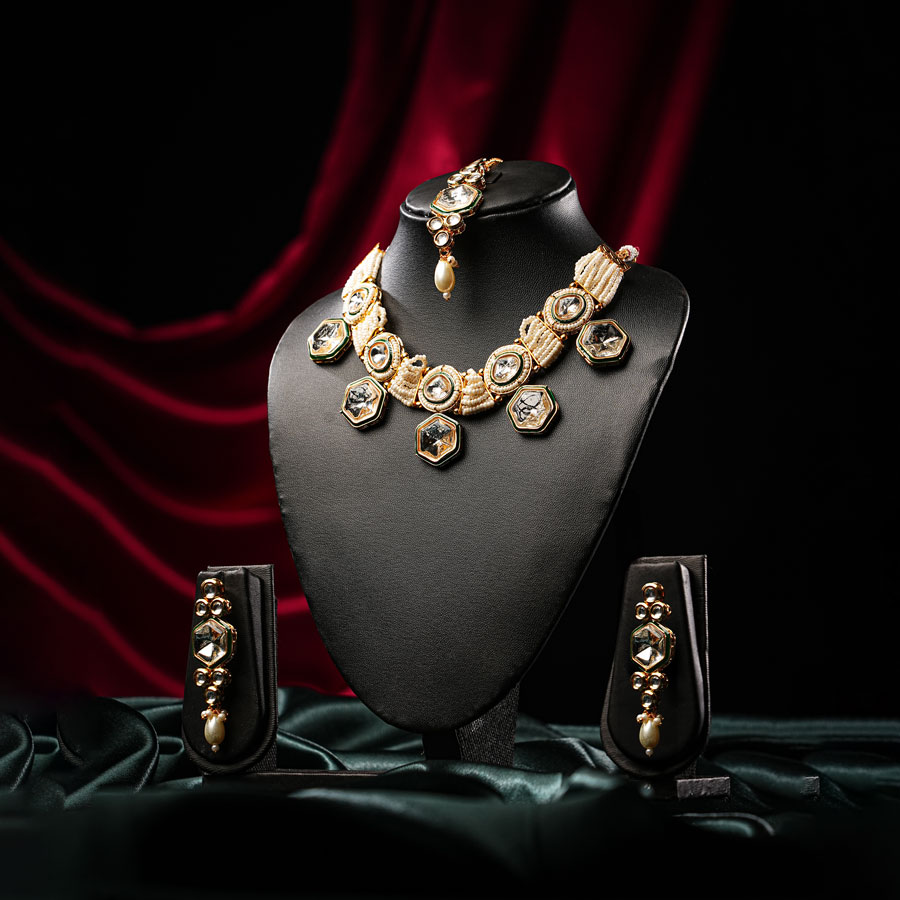 White Kundan Choker Set NK-02 White Kundan Choker Set NK-02, kundan jewelry sets